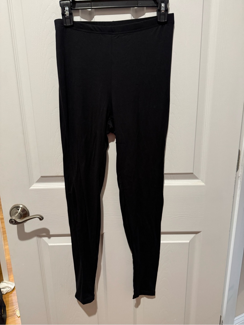 just be Black Leggings 1X